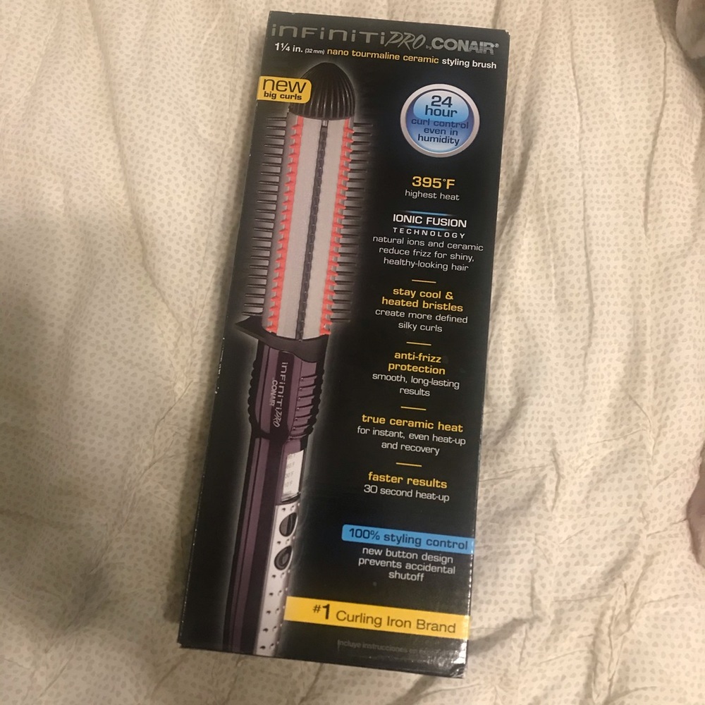 Infiniti Pro Conair curling iron